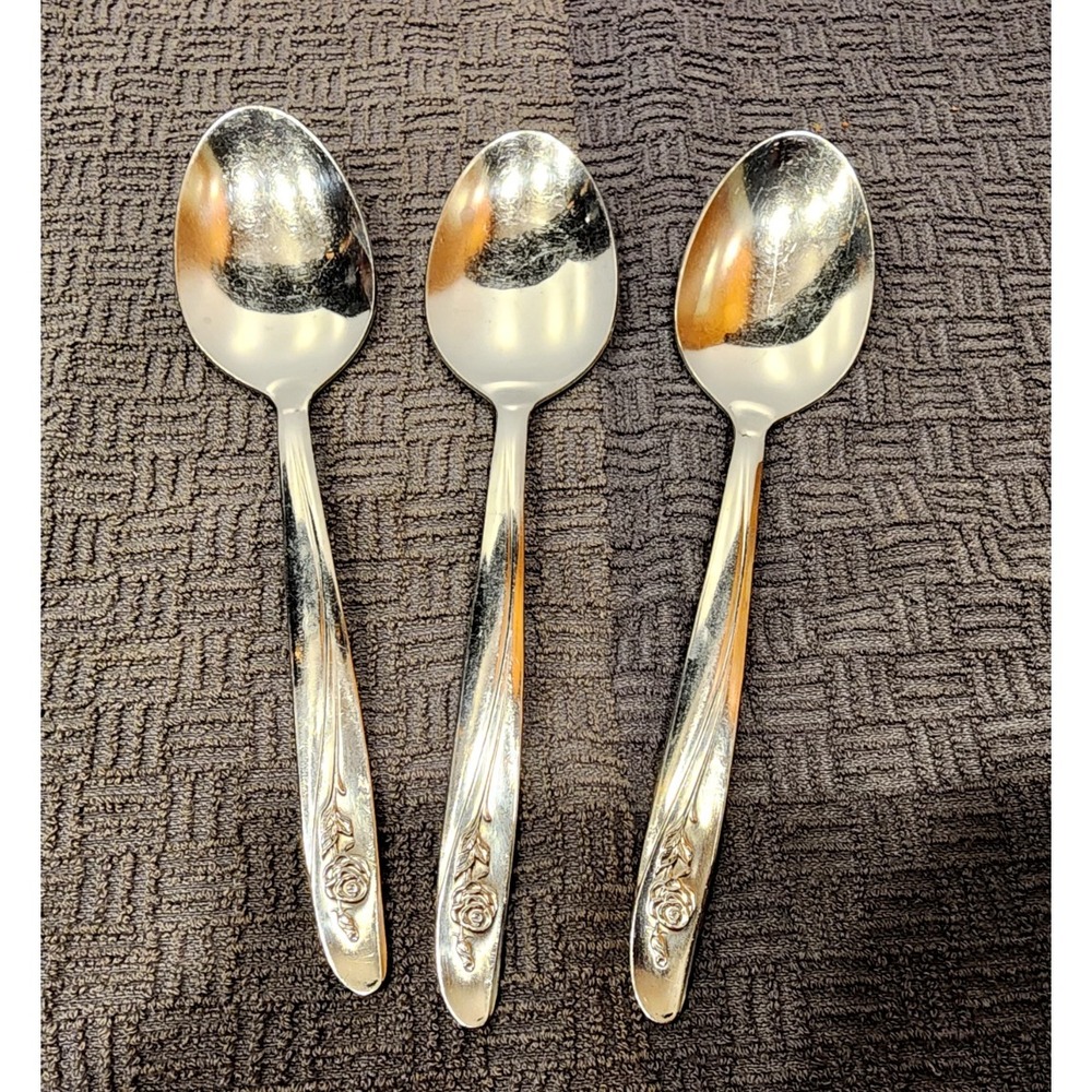 Oneida Stainless  Serving Spoon   ROSEANNE  Discontinued   Set of 3